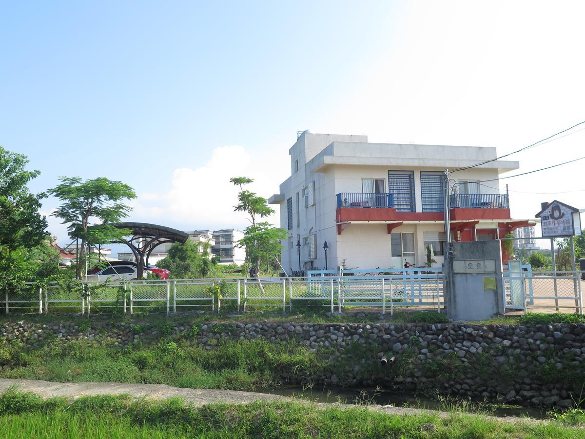 Chaopingjia Fengge Guesthouse Vucsie Kültér fotó